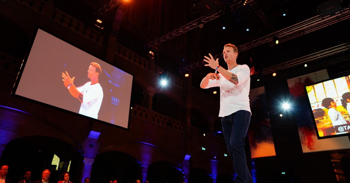 SUPERCHARGE YOUR SUCCESS: 3 webstar internazionali a Milano per parlarti di video e marketing online per l'immobiliare